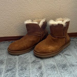 Tan Koolaburra by Ugg Booties. Great condition